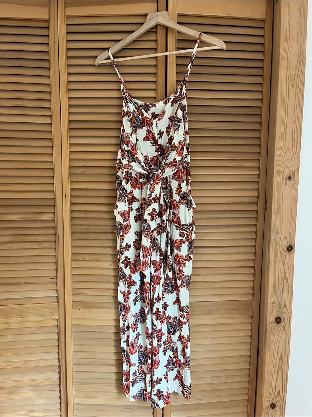 Free people viscose button up and tie front jumpsuit size 6